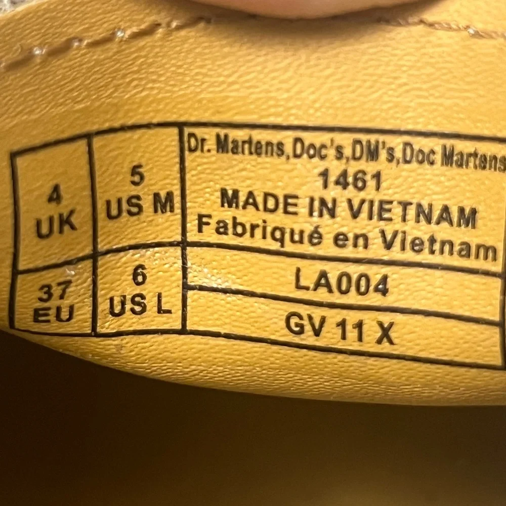 Dr. Martens 1461 Plain Toe Leather Derby Women Sz 6